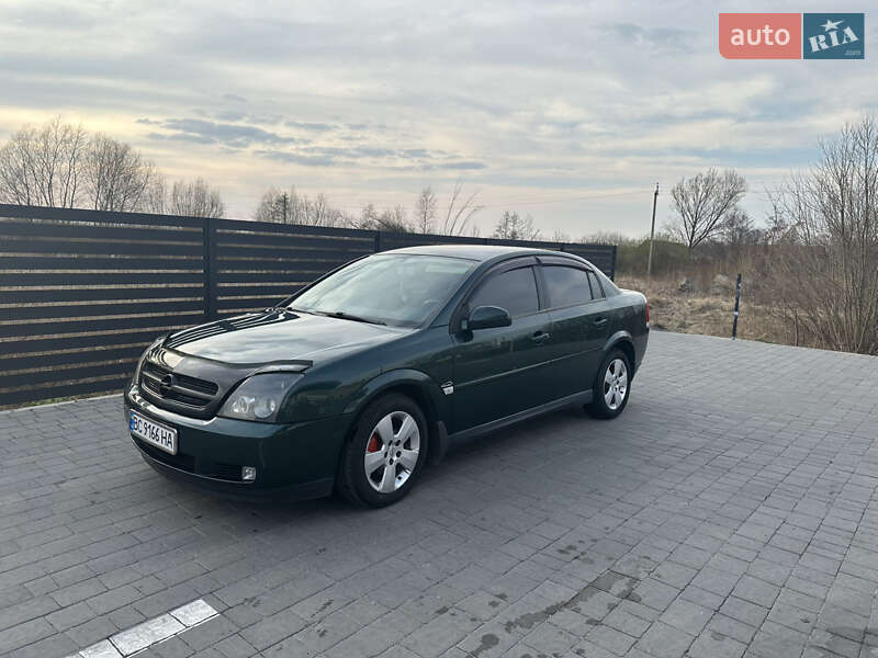 Седан Opel Vectra 2004 в Львове