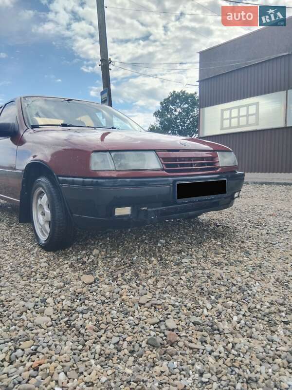 Седан Opel Vectra 1989 в Заболотове