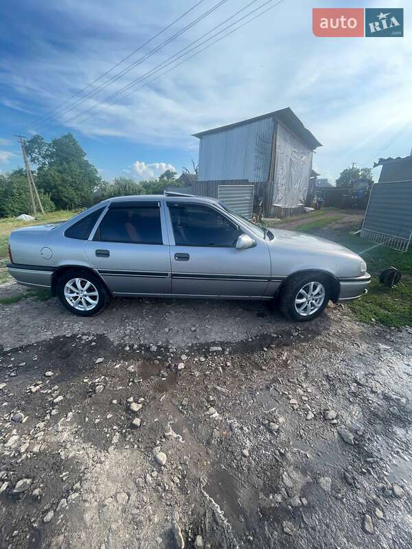 Седан Opel Vectra 1990 в 
