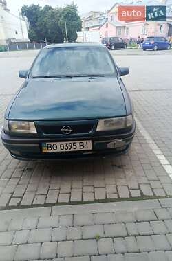 Седан Opel Vectra 1995 в Рогатине