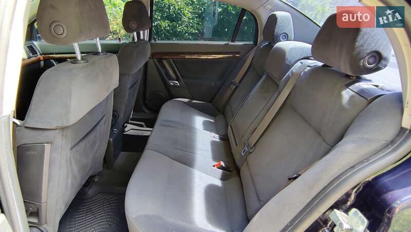 Седан Opel Vectra 2004 в Виннице