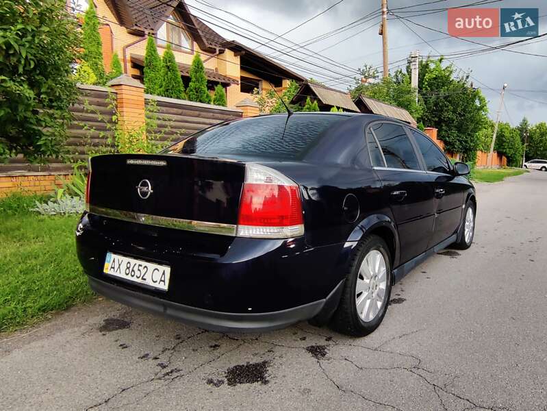 Седан Opel Vectra 2004 в Виннице