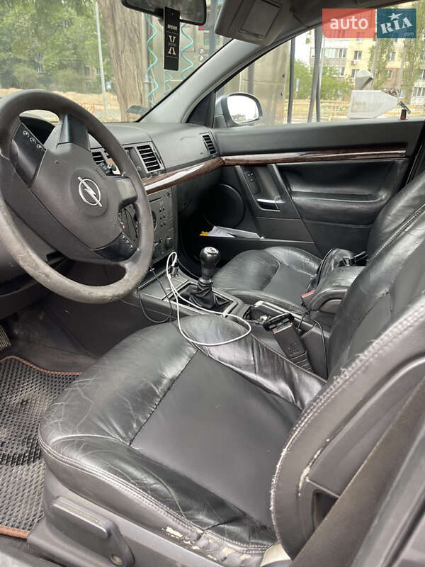 Седан Opel Vectra 2002 в Николаеве