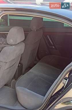 Седан Opel Vectra 2003 в 