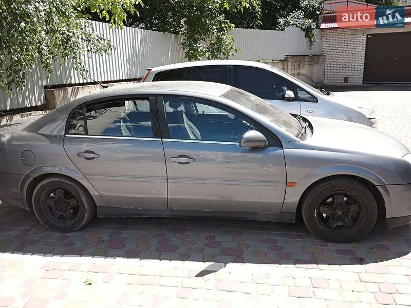 Седан Opel Vectra 2002 в Тернополі