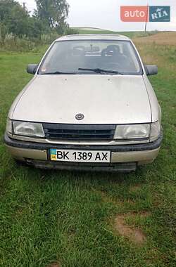 Седан Opel Vectra 1990 в Ровно