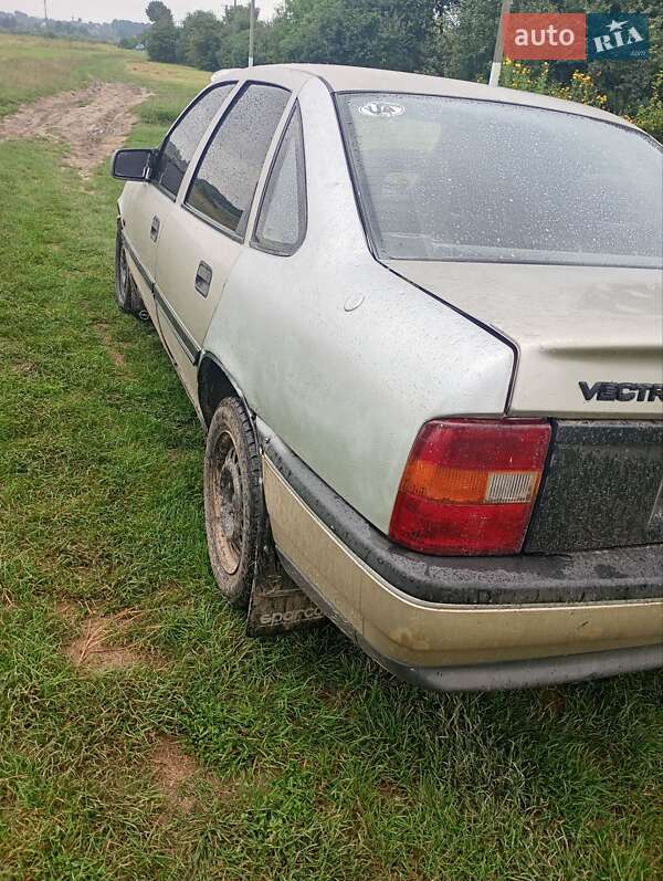 Седан Opel Vectra 1990 в Ровно