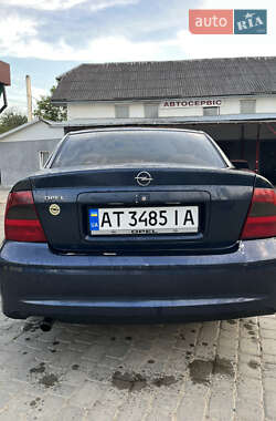 Седан Opel Vectra 2000 в 