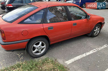 Ліфтбек Opel Vectra 1992 в 