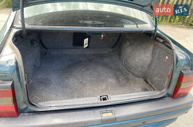 Седан Opel Vectra 1995 в 