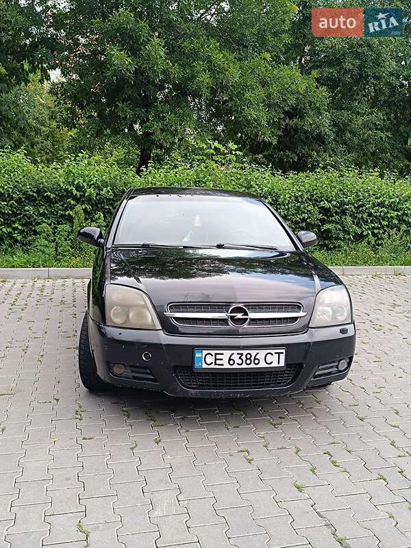 Лифтбек Opel Vectra 2004 в Черновцах