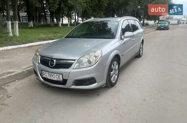 Универсал Opel Vectra 2005 в Ровно