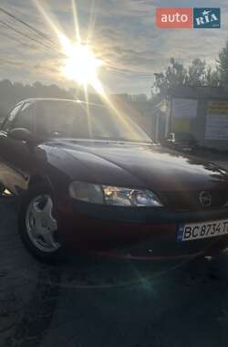 Седан Opel Vectra 1998 в Львове