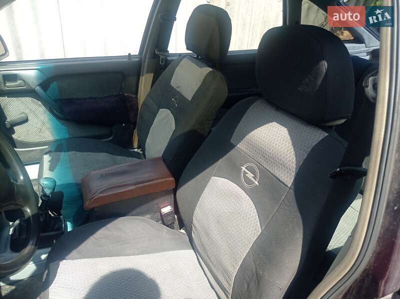 Седан Opel Vectra 1989 в Киеве