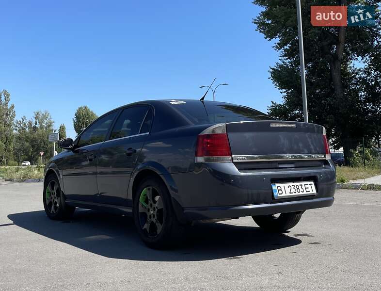Седан Opel Vectra 2007 в Кременчуге