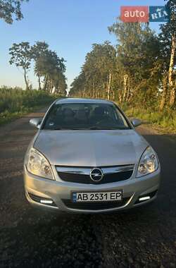 Седан Opel Vectra 2007 в Монастырище
