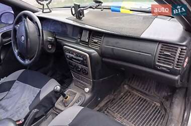 Универсал Opel Vectra 1998 в 