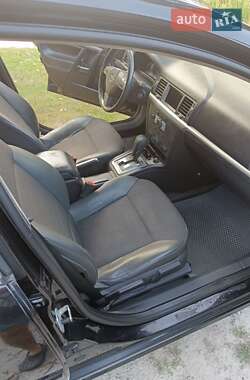 Лифтбек Opel Vectra 2005 в 