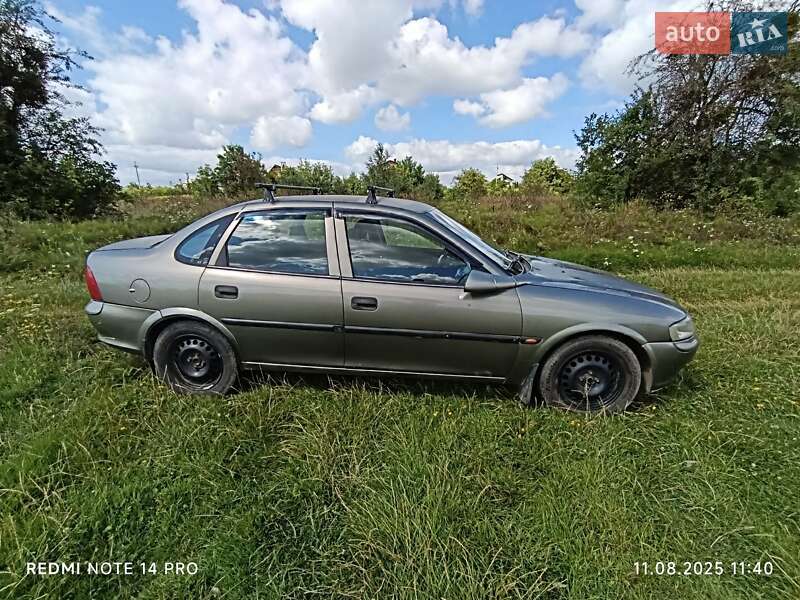 Седан Opel Vectra 1998 в Сокалі