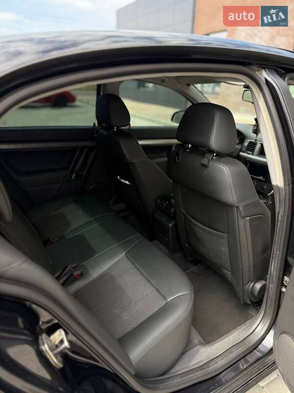 Седан Opel Vectra 2008 в Киеве