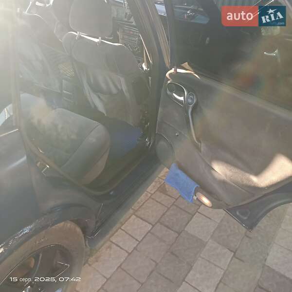 Седан Opel Vectra 1999 в Городке