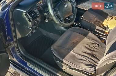 Седан Opel Vectra 1999 в 