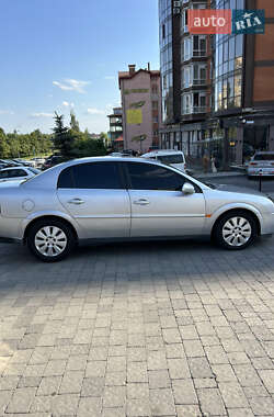 Седан Opel Vectra 2003 в 