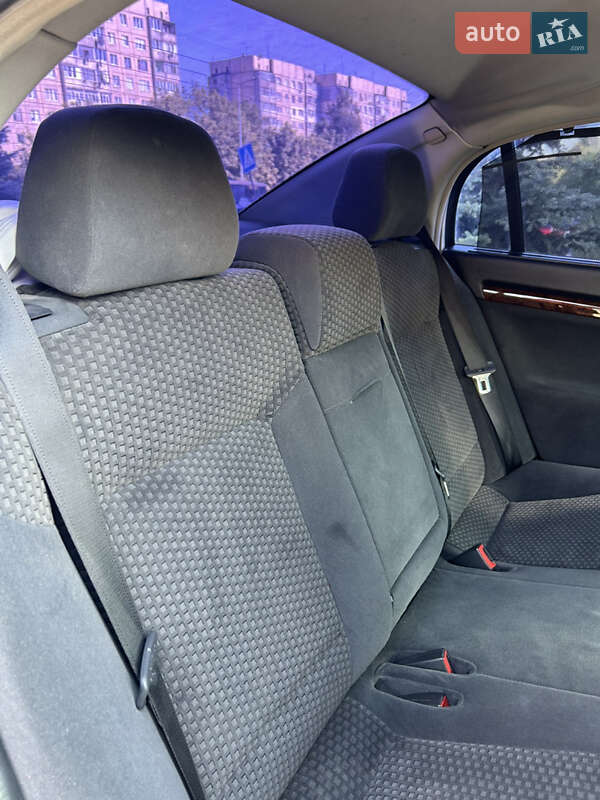 Седан Opel Vectra 2003 в Львове