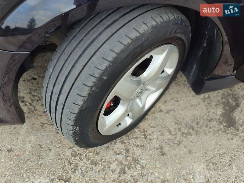 Универсал Opel Vectra 2006 в Новом Роздоле