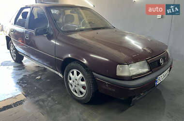 Седан Opel Vectra 1990 в Кременці