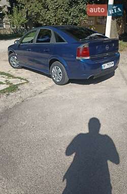 Лифтбек Opel Vectra 2003 в 