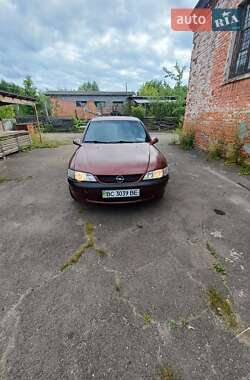 Седан Opel Vectra 1997 в  фото 4 Седан Opel Vectra 1997 в