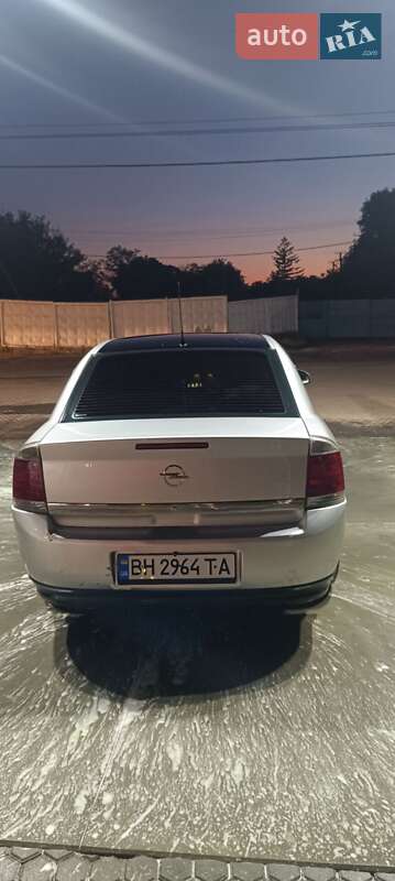 Седан Opel Vectra 2003 в Одесі