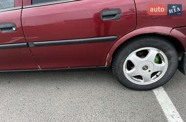 Седан Opel Vectra 1998 в 