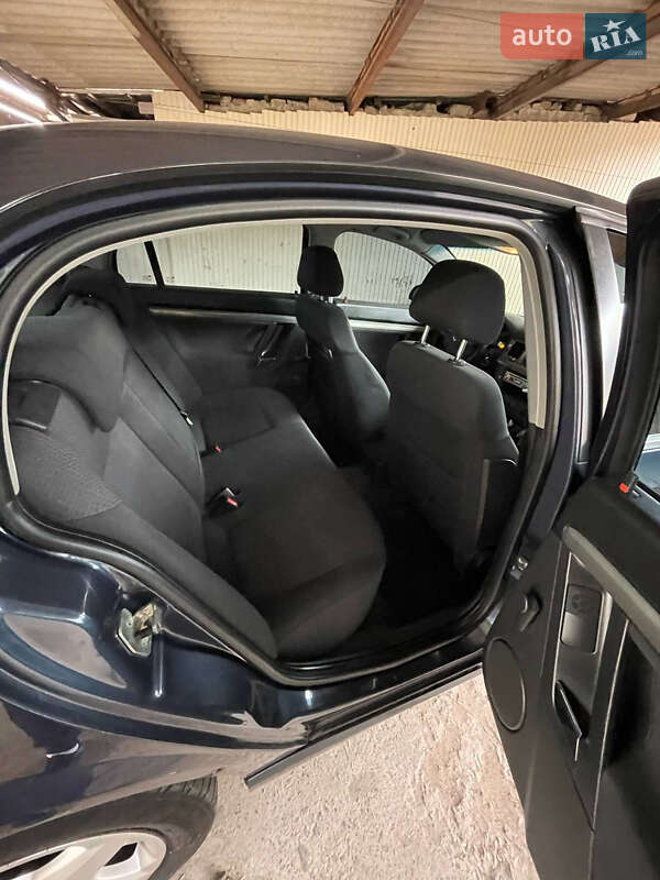 Седан Opel Vectra 2007 в Кривом Роге