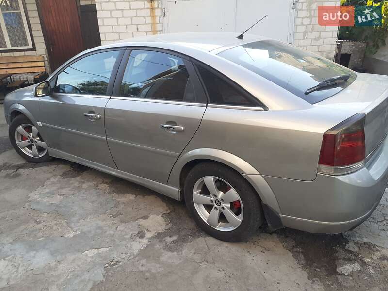 Лифтбек Opel Vectra 2003 в Лубнах фото 12 Лифтбек Opel Vectra 2003 в Лубнах