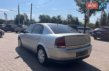 Седан Opel Vectra 2004 в 
