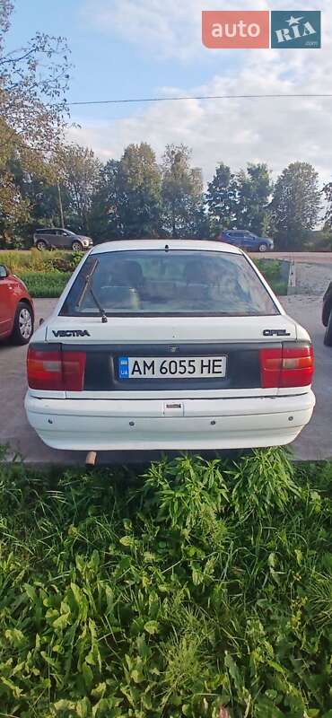 Лифтбек Opel Vectra 1992 в Житомире