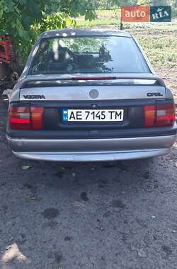Седан Opel Vectra 1993 в Павлограді