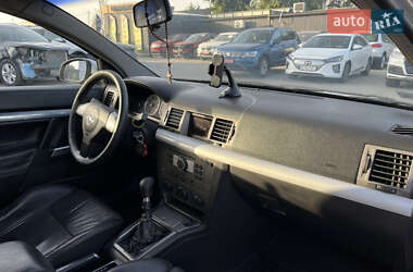 Універсал Opel Vectra 2005 в 