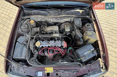 Седан Opel Vectra 1989 в 