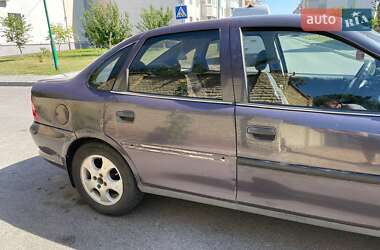 Седан Opel Vectra 1996 в 