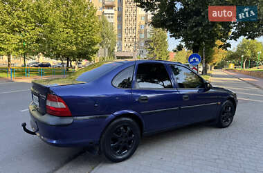 Седан Opel Vectra 1996 в 