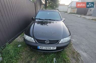 Универсал Opel Vectra 1998 в Петропавловской Борщаговке
