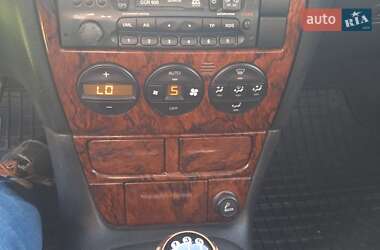 Седан Opel Vectra 2001 в 