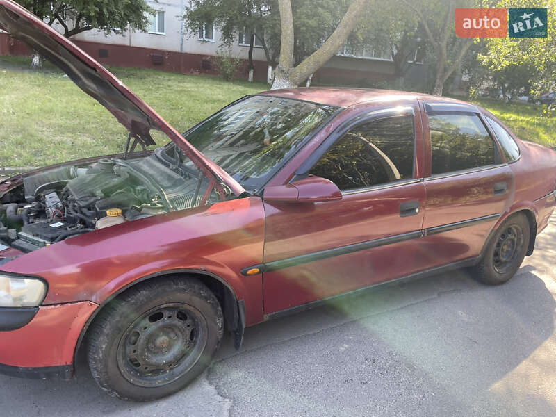 Седан Opel Vectra 1996 в Рівному фото 3 Седан Opel Vectra 1996 в Рівному