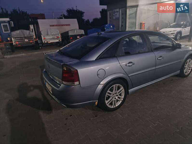 Лифтбек Opel Vectra 2005 в Борисполе