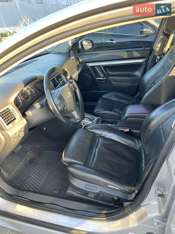 Лифтбек Opel Vectra 2006 в Виннице