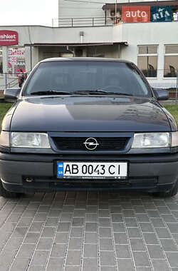 Седан Opel Vectra 1995 в 