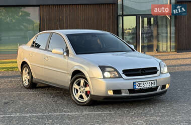 Седан Opel Vectra 2004 в Днепре